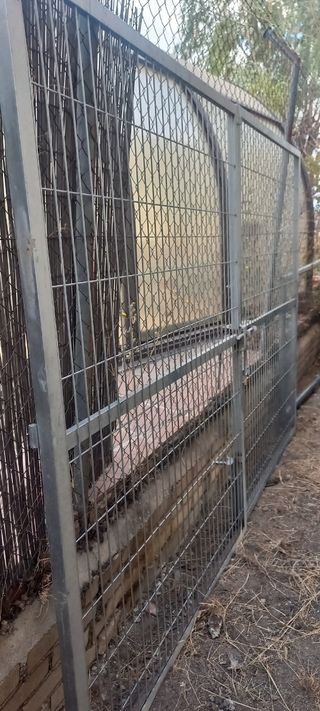 Puertas de finca metálicas completa con los postes