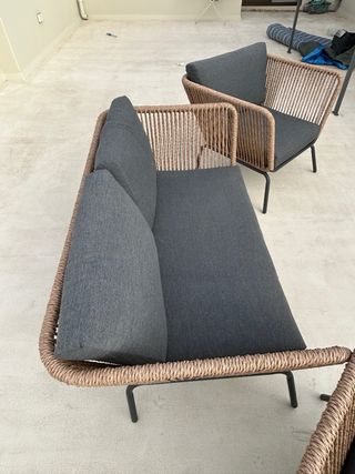 Juego de terraza con mesa