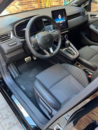 Renault Clio 2024 hibrido 