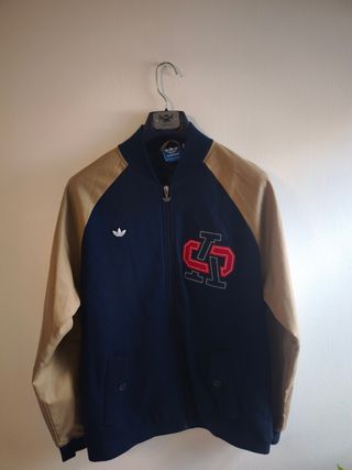 Chaqueta Adidas Beige y Azul