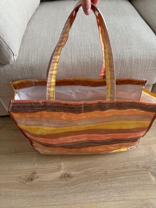 Bolsa de playa con rayas