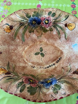 Fruttiera in ceramica Deruta decorata a mano