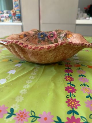 Fruttiera in ceramica Deruta decorata a mano