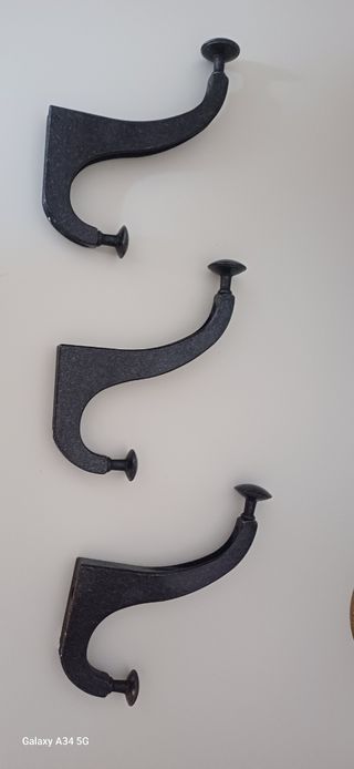 3 Perchas Ikea Negras Metálicas