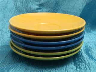 Juego de platos y tazas de café