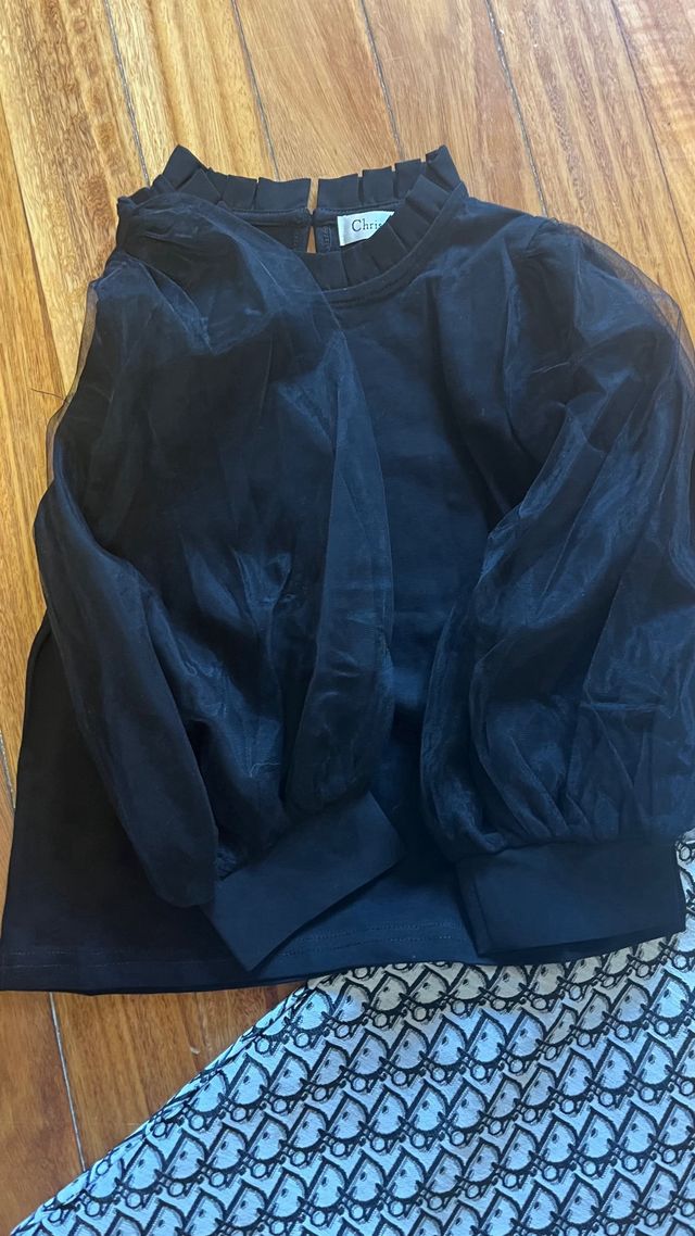 Vestido Dior niña con mangas de tul