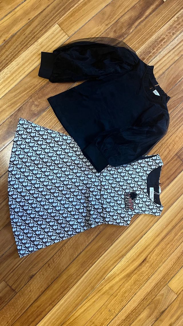 Vestido Dior niña con mangas de tul