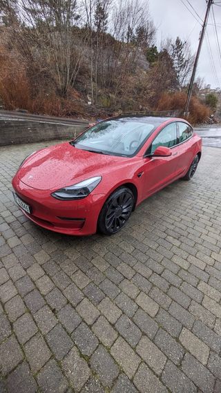 Tesla model 3 2023