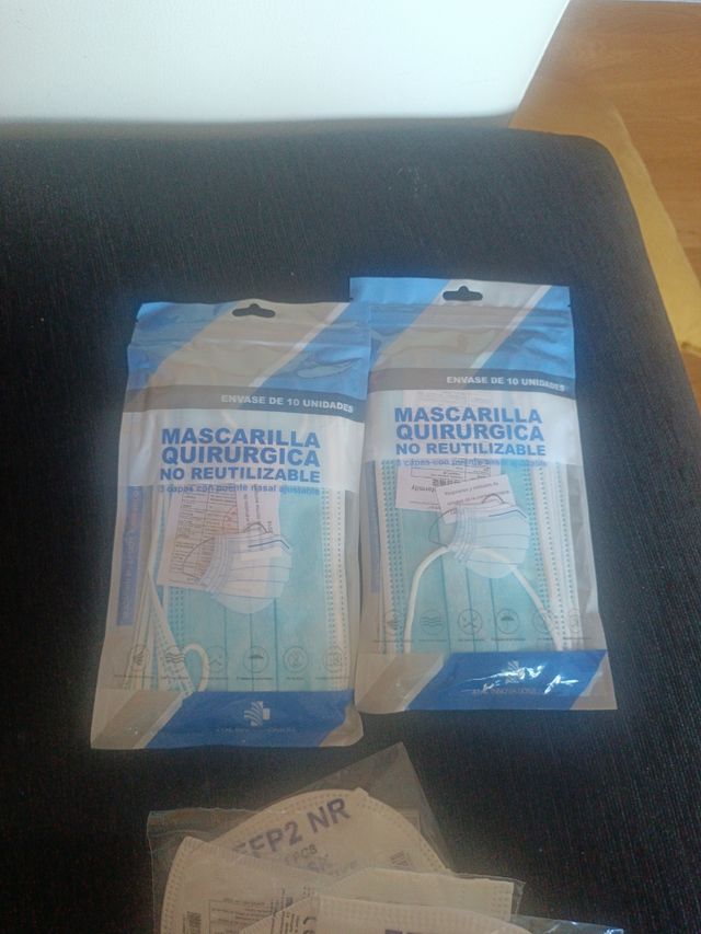 Mascarillas quirúrgicas 24