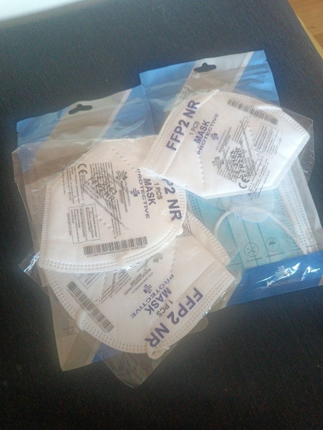 Mascarillas quirúrgicas 24