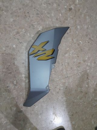 Carenado Derecho BMW F900XR