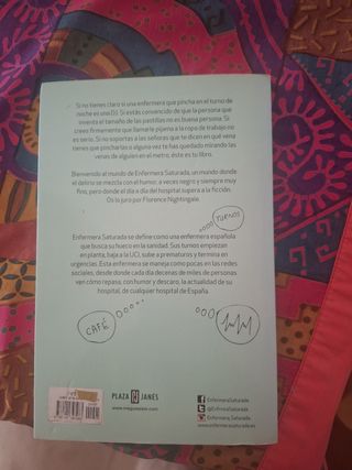 Libro la vida es suero, enfermera saturada