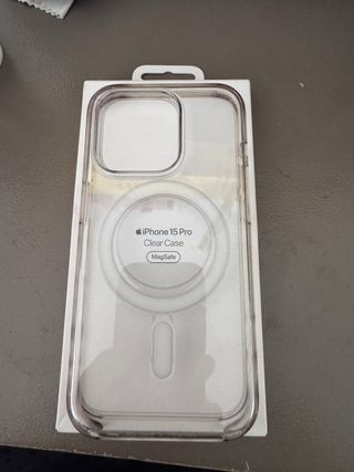 Custodia iPhone 15 Pro Clear Case MagSafe