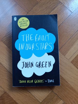 Bajo la misma estrella en versión original