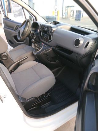 Peugeot Partner 2015 5999€