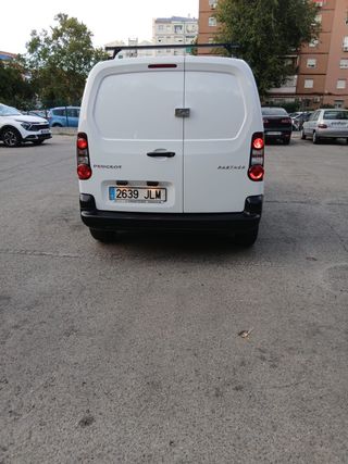 Peugeot Partner 2015 5999€