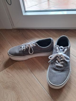 Zapatillas Vans grises