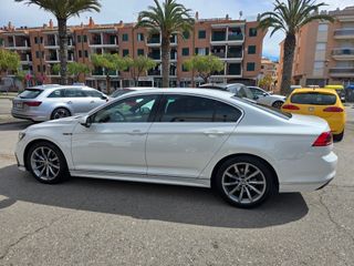 Volkswagen Passat R-Line 1.5 TSI 150CV DSG