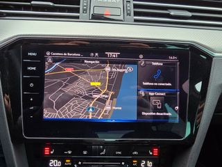 Volkswagen Passat R-Line 1.5 TSI 150CV DSG