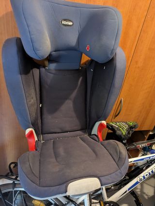 Silla de coche infantil azul