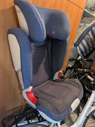 Silla de coche infantil azul