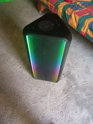 Torre de Sonido Samsung Negra Multicolor
