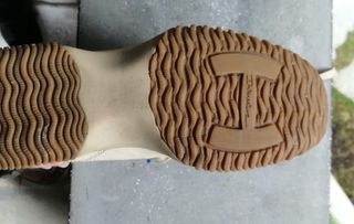 Hogan beige