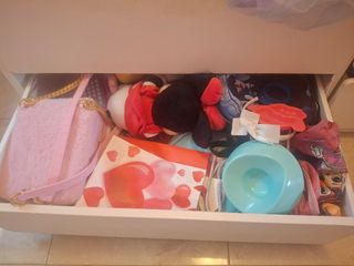 Cama con cajones y baúl