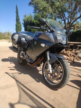 BMW F800 ST, vendo o cambio x furgoneta