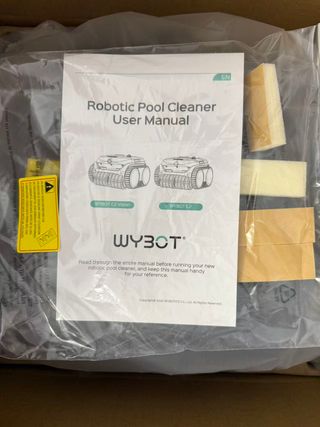 Robot Limpiafondos WYBOT C2V-A Piscina