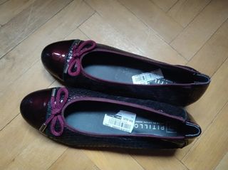 Zapatos Pitillos Piel granate Nuevos