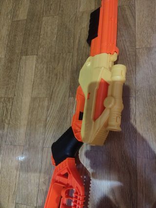Pistola de dardos Nerf