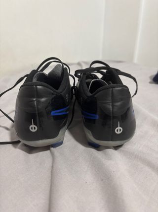 Zapatillas de fútbol Nike negras