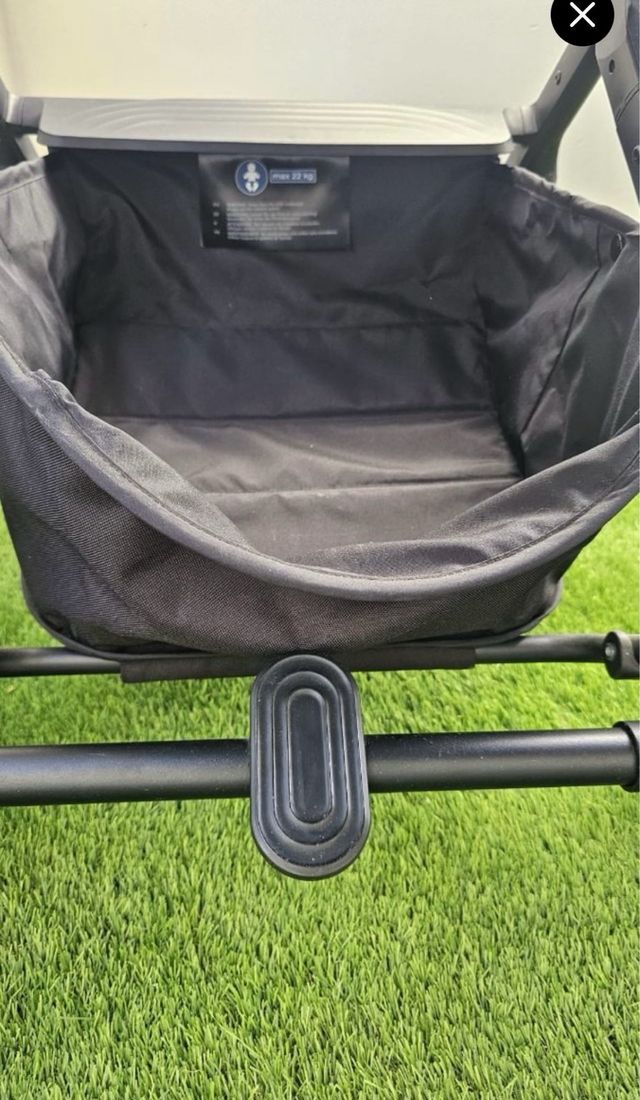 Carrito Balios S Lux Negro y Azul + portabebés