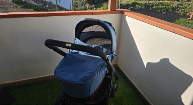 Carrito Balios S Lux Negro y Azul + portabebés