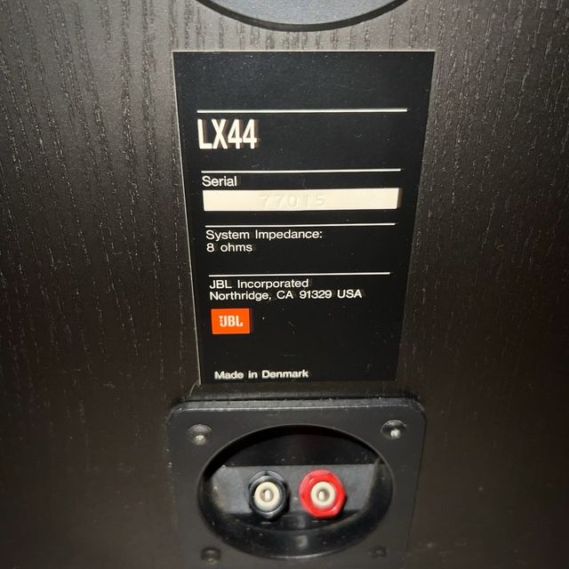 Altavoces JBL LX44 y Cables