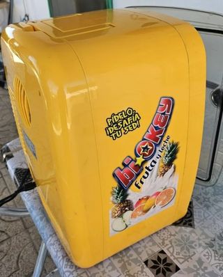 Mini nevera 10L amarilla