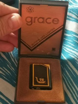 Lotto 2 accendini vintage Grace + Sicura
