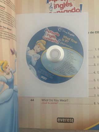 Disney English. ¡Aprende inglés cantando!. What...