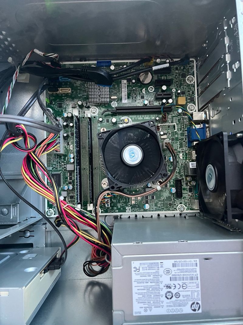 PC HP ProDesk i5 4th Gen 8GB RAM SSD 120GB afbeelding 2