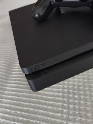PS4 Slim 1TB Negra