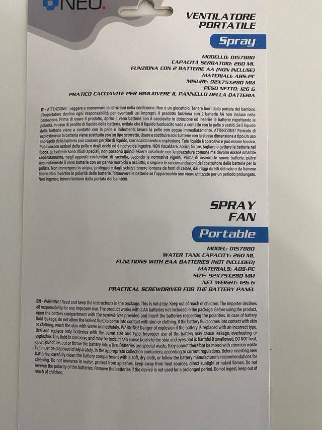 Ventilatore portatile a spruzzo blu