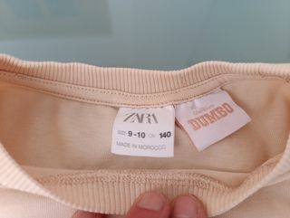 Camiseta Zara Dumbo talla 9/10