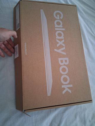 Portátil Samsung Galaxy Book 4 Gris