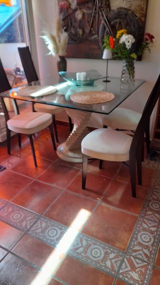 Conjunto de 4 sillas de comedor a 15 cada una