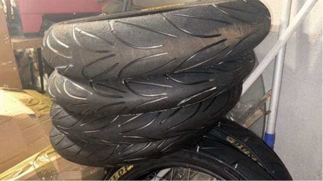 Neumáticos Rayados Moto 49