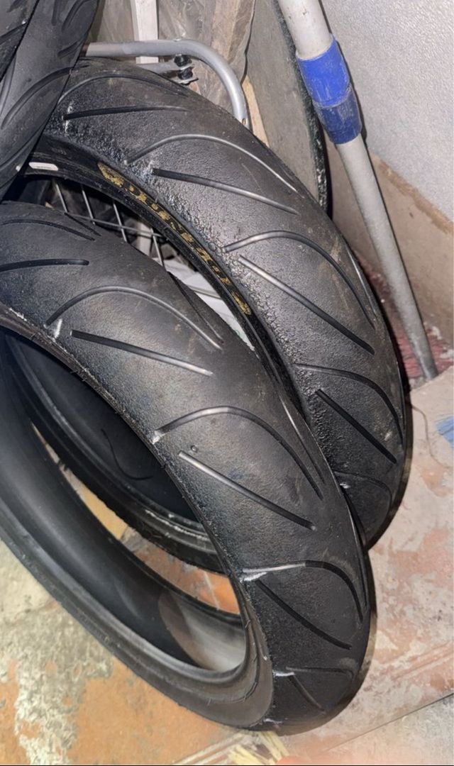 Neumáticos Rayados Moto 49