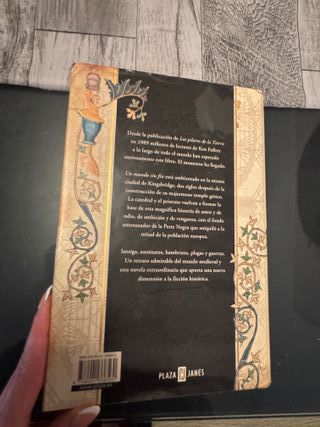 Libro “Un mundo sin fin” Ken Follet