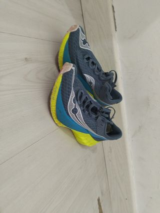 Zapatillas Saucony Correr Gris Amarillo y azul