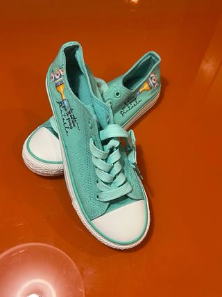 Tenis Verdes Talla 40 Nuevos